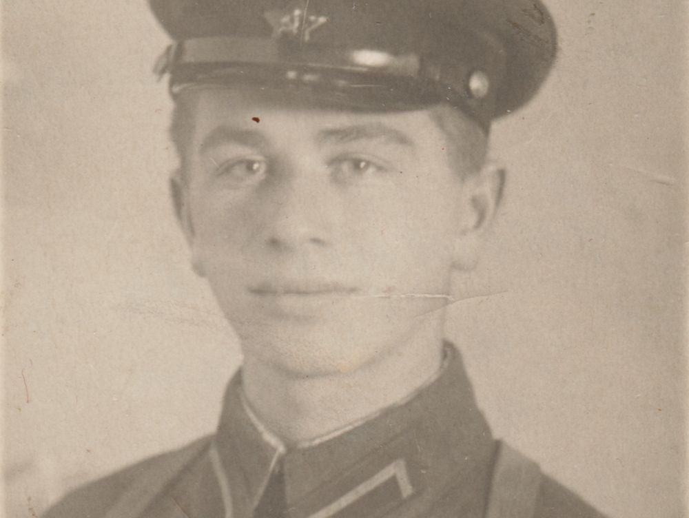 Isaak Monastyrsky. Portrait as a cadet, 1941